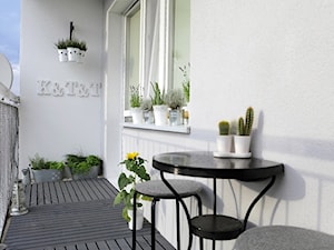 personalizacja balkonu - inicjały domowników - zdjęcie od Kasia Bielak