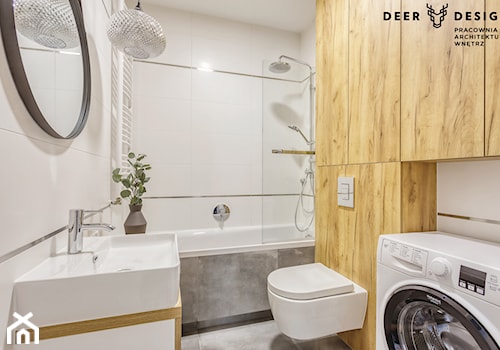 Z turkusowym akcentem - Średnia bez okna z pralką / suszarką łazienka, styl skandynawski - zdjęcie od Deer Design
