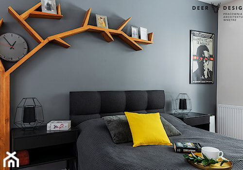Przytulne mieszkanie w kolorach roku 2021 - Sypialnia, styl skandynawski - zdjęcie od Deer Design