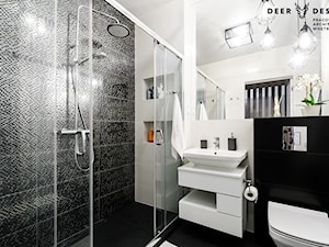 Przytulne mieszkanie w męskim wydaniu - Mała bez okna z lustrem łazienka - zdjęcie od Deer Design