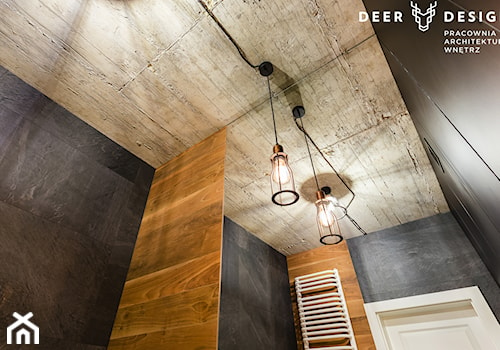 Niebanalne rozwiązania na Wilanowie - Mała na poddaszu bez okna łazienka, styl industrialny - zdjęcie od Deer Design