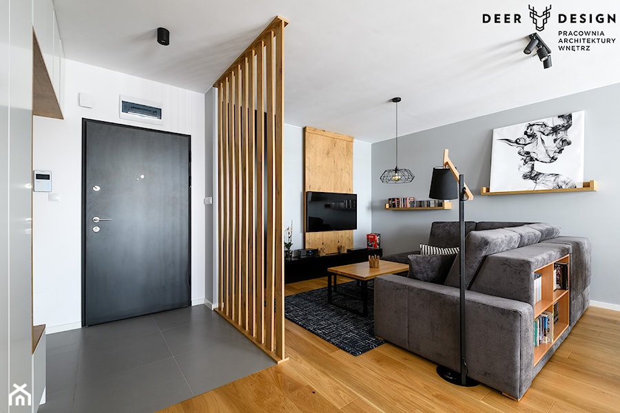 Przytulne mieszkanie w męskim wydaniu - Średni szary salon, styl skandynawski - zdjęcie od Deer Design