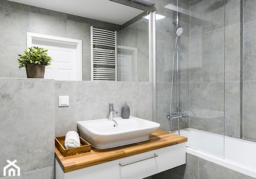 Przytulnie na Żoliborzu - Średnia bez okna z lustrem łazienka, styl skandynawski - zdjęcie od Deer Design