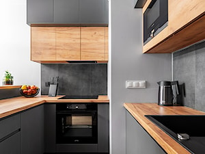 Przytulne mieszkanie w kolorach roku 2021 - Kuchnia, styl skandynawski - zdjęcie od Deer Design