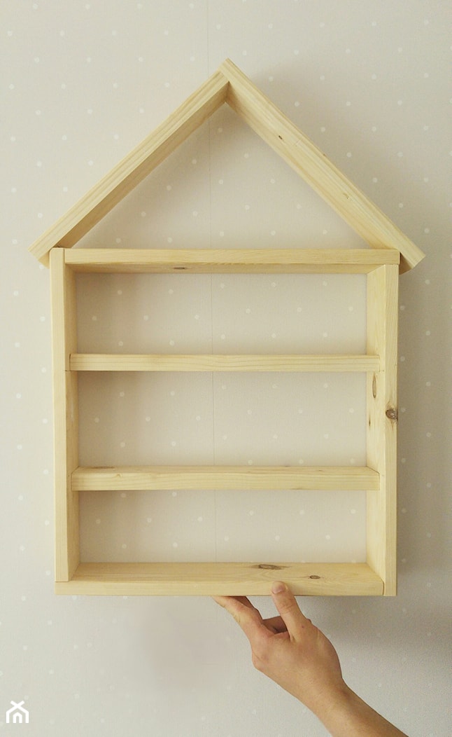 Półka - domek na małe zabawki / figurki - zdjęcie od Pinia Kolada - Homebook