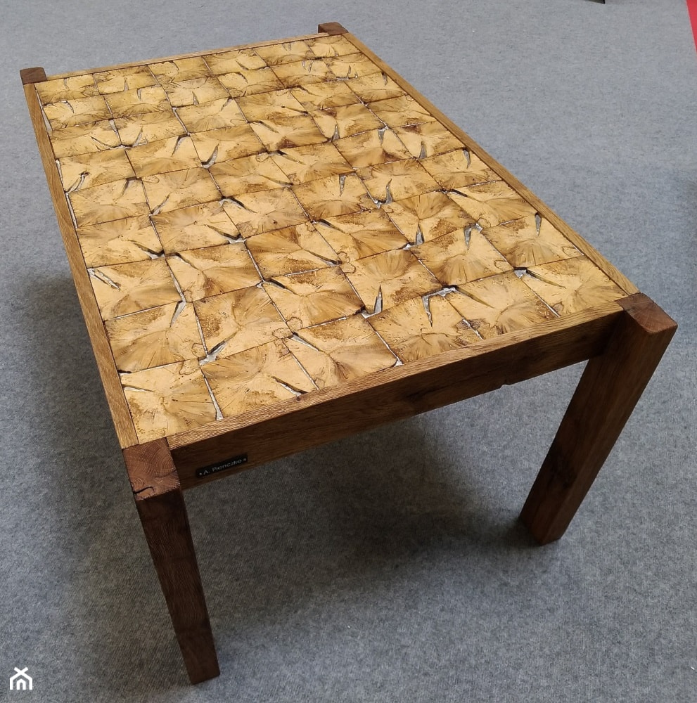 Unikatowy blat stolika z drewna - zdjęcie od Pracownia mebli unikatowych - Homebook