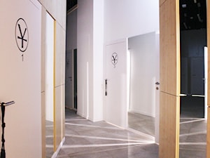 Yasumi Janki - Wnętrza publiczne, styl nowoczesny - zdjęcie od IN Interior Design