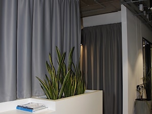 Zasłony do biura - zdjęcie od Office5 - studio dekoracji okien