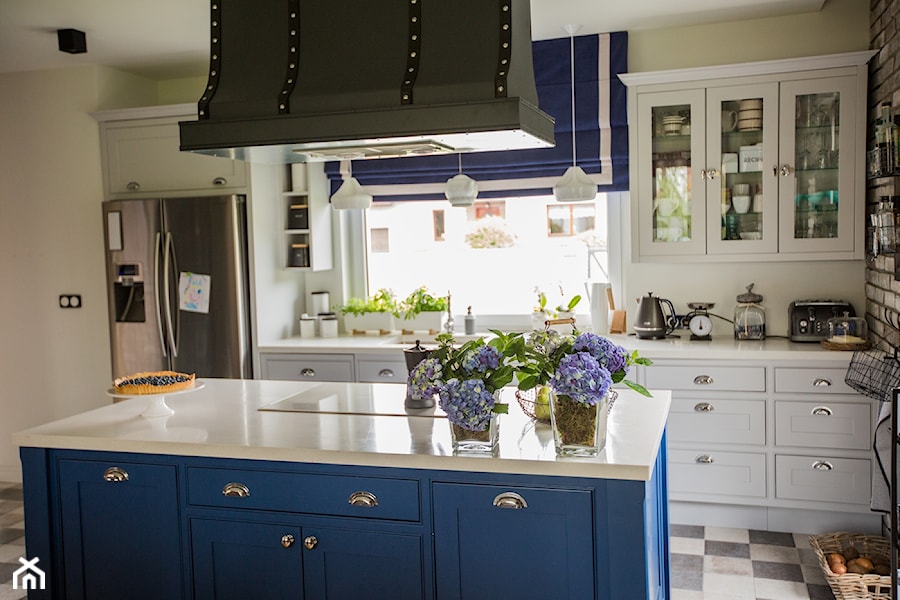 Blue - Kuchnia, styl tradycyjny - zdjęcie od Izabela Śmigórska - projektowanie wnętrz