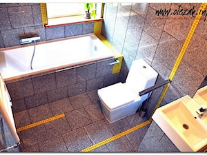 łazienka - granit i mozaika - zdjęcie od Architekt Maciej Olczak