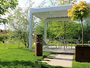 Biokominek Gustav Planika w ogrodzie - zdjęcie od PLEJADYmix - www.plejadymix.pl