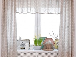 Stylowa dekoracja okna - zdjęcie od BelleMaison