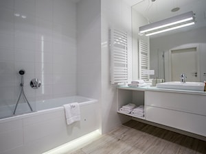 MIESZKANIE W BIELI - Średnia bez okna łazienka, styl nowoczesny - zdjęcie od VIVINO Studio