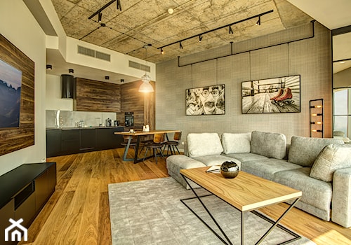 LOFTOWA PRZESTRZEŃ NA 33. PIĘTRZE - Średni biały salon z kuchnią z jadalnią, styl industrialny - zdjęcie od VIVINO Studio