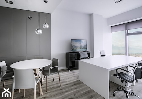 POWIERZCHNIA BIUROWA W CENTRUM MIASTA - Duże białe biuro, styl nowoczesny - zdjęcie od VIVINO Studio