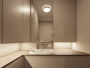 Beż-Brąz-Miedź - Mała bez okna z lustrem łazienka - zdjęcie od idsgn paulina olbrychowska