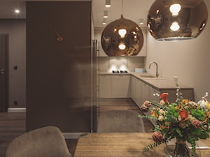Beż-Brąz-Miedź - Średnia szara jadalnia jako osobne pomieszczenie, styl nowoczesny - zdjęcie od idsgn paulina olbrychowska