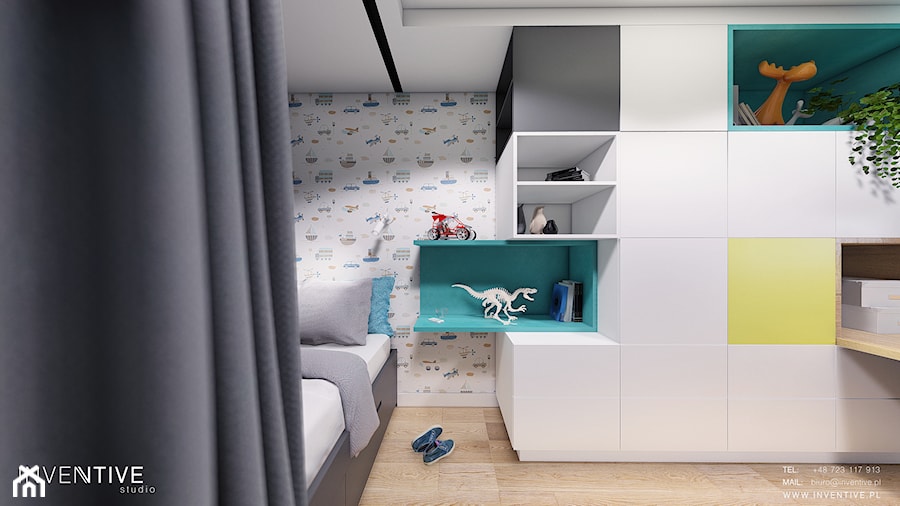 MIESZKANIE URSUS - Mały szary pokój dziecka dla nastolatka dla chłopca, styl nowoczesny - zdjęcie od INVENTIVE studio