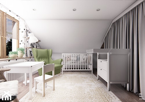 DOM CELESTYNÓW - Duży biały szary pokój dziecka dla niemowlaka dla chłopca dla dziewczynki, styl tradycyjny - zdjęcie od INVENTIVE studio