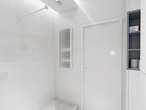 DELIKATNIE - Mała na poddaszu bez okna łazienka, styl minimalistyczny - zdjęcie od INVENTIVE studio