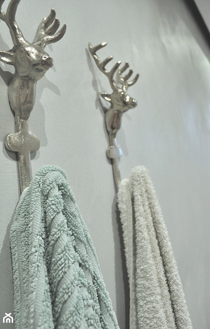 Ściana w łazienkce z mikrocementu Fit Cemento Light Grey - zdjęcie od Mikrocement dekoracyjny FIT CEMENTO - Homebook