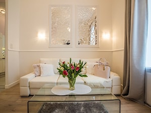 ROYAL LUXURY APARTAMENT - Średni biały salon, styl glamour - zdjęcie od HENDI Design