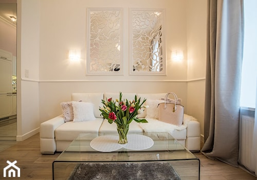 ROYAL LUXURY APARTAMENT - Średni biały salon, styl glamour - zdjęcie od HENDI Design