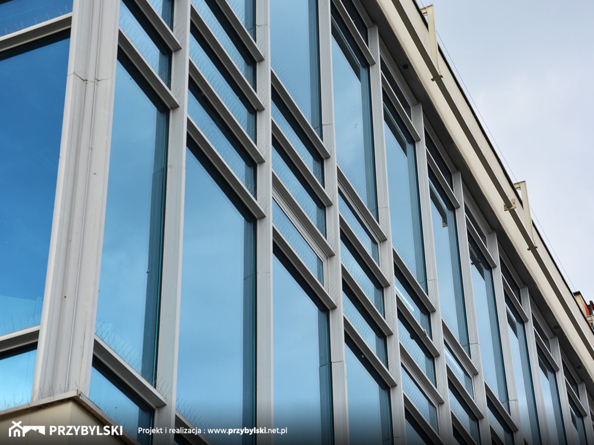 Naprawa fasady aluminiowej - zdjęcie od Przybylski Ogrody Zimowe & Konstrukcje aluminiowo-szklane - Homebook