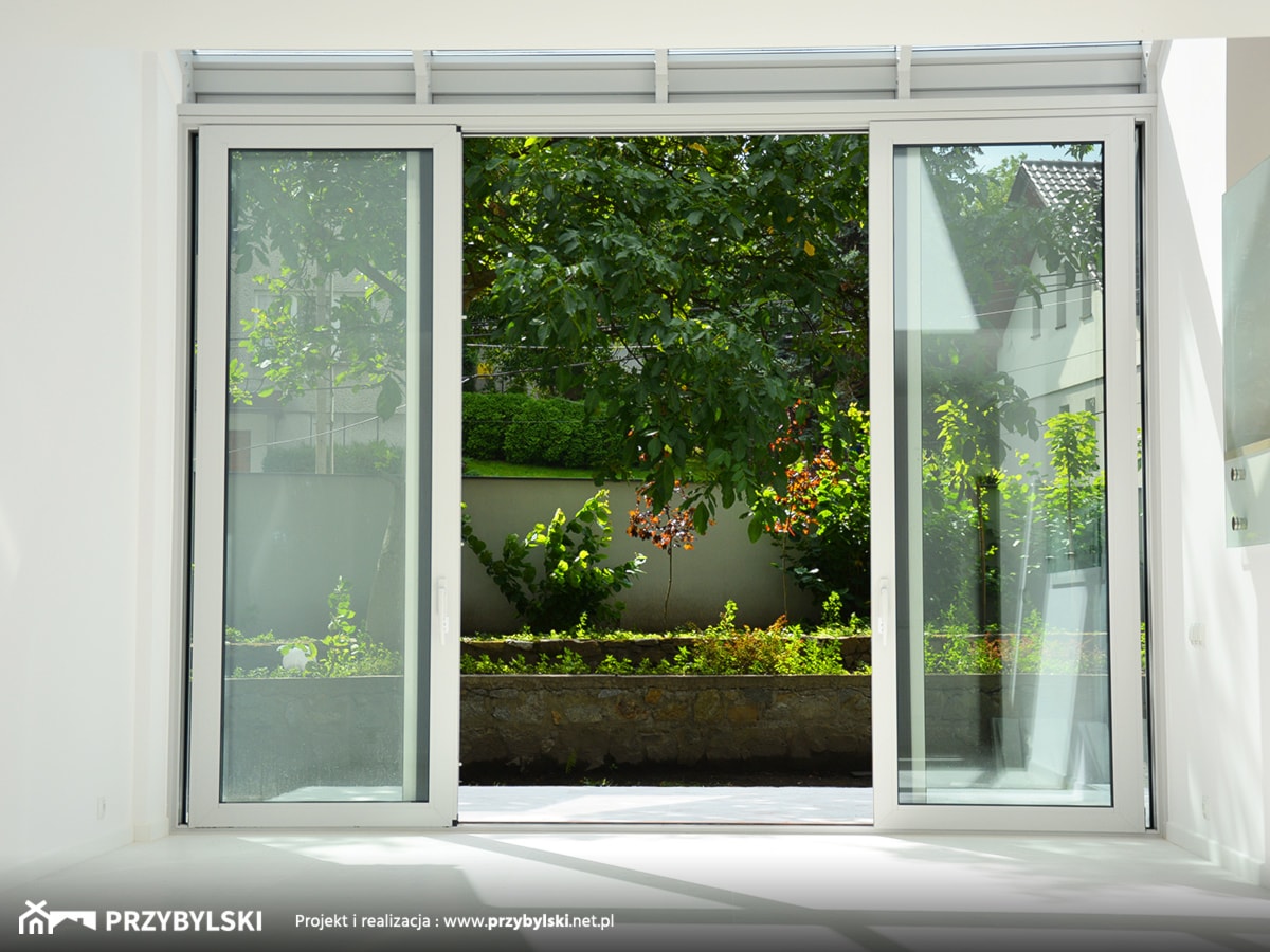 Okno kolankowe - zdjęcie od Przybylski Ogrody Zimowe & Konstrukcje aluminiowo-szklane - Homebook