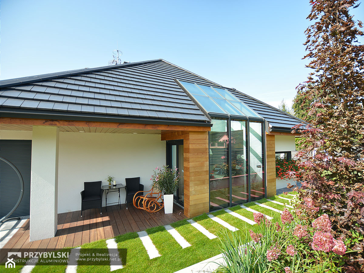 Szklany dach w domku - zdjęcie od Przybylski Ogrody Zimowe & Konstrukcje aluminiowo-szklane - Homebook