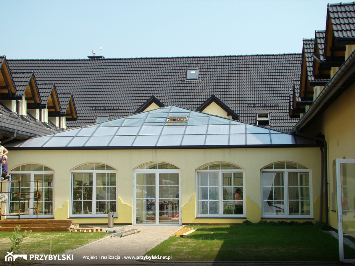 Realizacja ogrodu zimowego - zdjęcie od Przybylski Ogrody Zimowe & Konstrukcje aluminiowo-szklane - Homebook