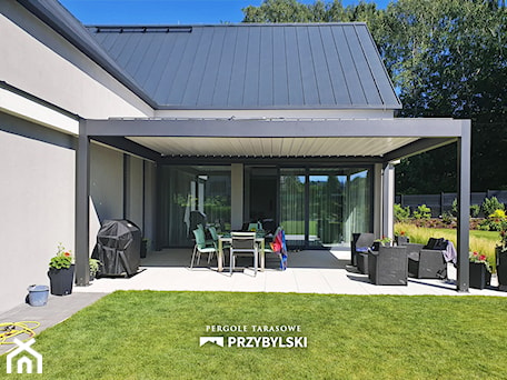 Aranżacje wnętrz - Taras: Pergola aluminiowa SunBreaker - Przybylski Ogrody Zimowe & Konstrukcje aluminiowo-szklane. Przeglądaj, dodawaj i zapisuj najlepsze zdjęcia, pomysły i inspiracje designerskie. W bazie mamy już prawie milion fotografii!