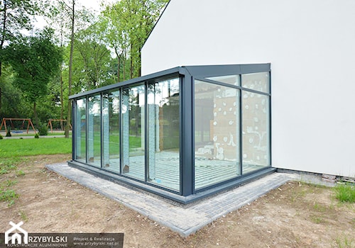 Ogród zimowy jadalnia - zdjęcie od Przybylski Ogrody Zimowe & Konstrukcje aluminiowo-szklane