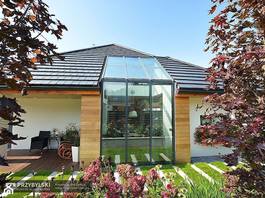 Dom ze szklanym dachem - zdjęcie od Przybylski Ogrody Zimowe & Konstrukcje aluminiowo-szklane