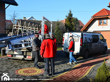 Aranżacje wnętrz - : Rozpoczęcie montażu i przywiezienie wcześniej już przygotowanej konstrukcji. - Przybylski Ogrody Zimowe & Konstrukcje aluminiowo-szklane. Przeglądaj, dodawaj i zapisuj najlepsze zdjęcia, pomysły i inspiracje designerskie. W bazie mamy już prawie milion fotografii!