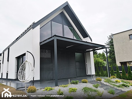 Aranżacje wnętrz - Domy: Pergola aluminiowa Kraków - Przybylski Ogrody Zimowe & Konstrukcje aluminiowo-szklane. Przeglądaj, dodawaj i zapisuj najlepsze zdjęcia, pomysły i inspiracje designerskie. W bazie mamy już prawie milion fotografii!