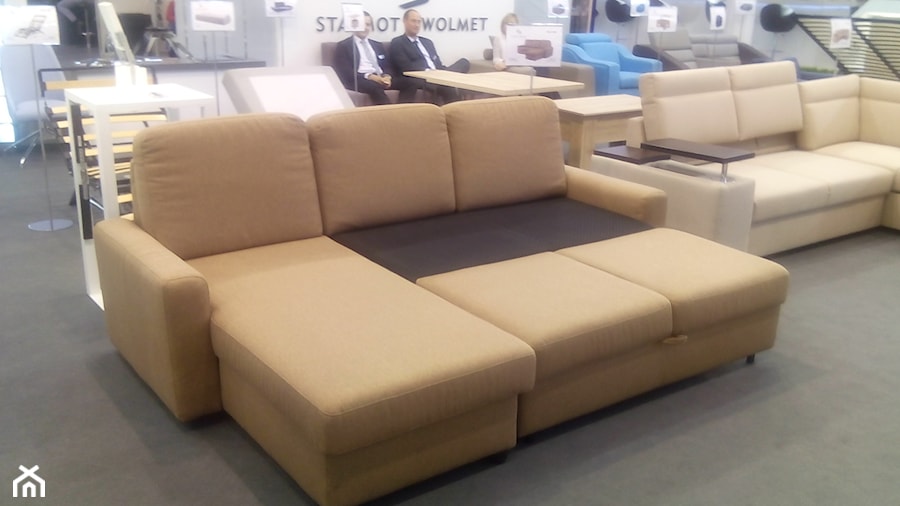 Sofa wykonana dla firmy produkującej okucia - zdjęcie od derekchaire