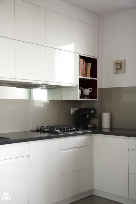 mieszkanie Warszawa-Bielany - Kuchnia, styl nowoczesny - zdjęcie od KRAMKOWSKA | PRACOWNIA WNĘTRZ