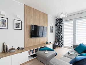 MIESZKANIE 72m2 - Średni biały salon, styl minimalistyczny - zdjęcie od KRAMKOWSKA | PRACOWNIA WNĘTRZ