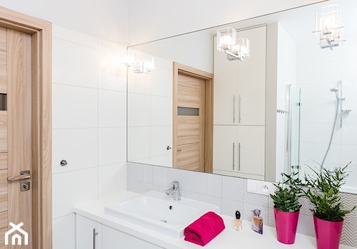 Mieszkanie 2 - Średnia na poddaszu bez okna łazienka, styl nowoczesny - zdjęcie od KRAMKOWSKA | PRACOWNIA WNĘTRZ