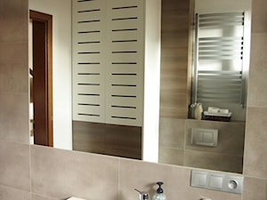 łazienka na parterze - Łazienka, styl nowoczesny - zdjęcie od KRAMKOWSKA | PRACOWNIA WNĘTRZ