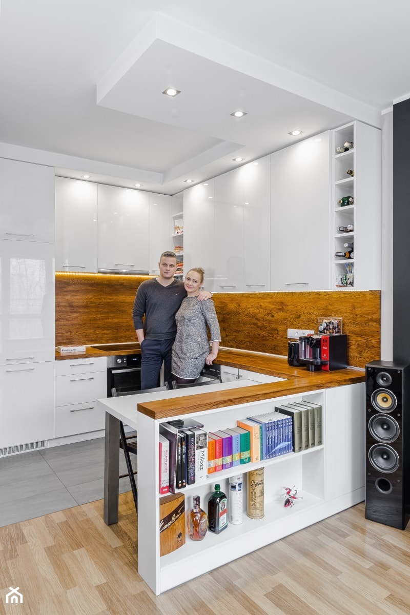 Mieszkanie na Bemowie - Kuchnia, styl nowoczesny - zdjęcie od KRAMKOWSKA | PRACOWNIA WNĘTRZ