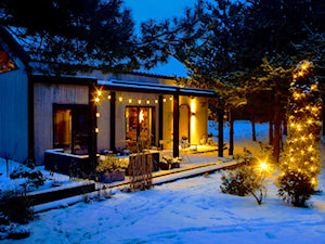 dom na skraju lasu - zdjęcie od Helena Michel Design
