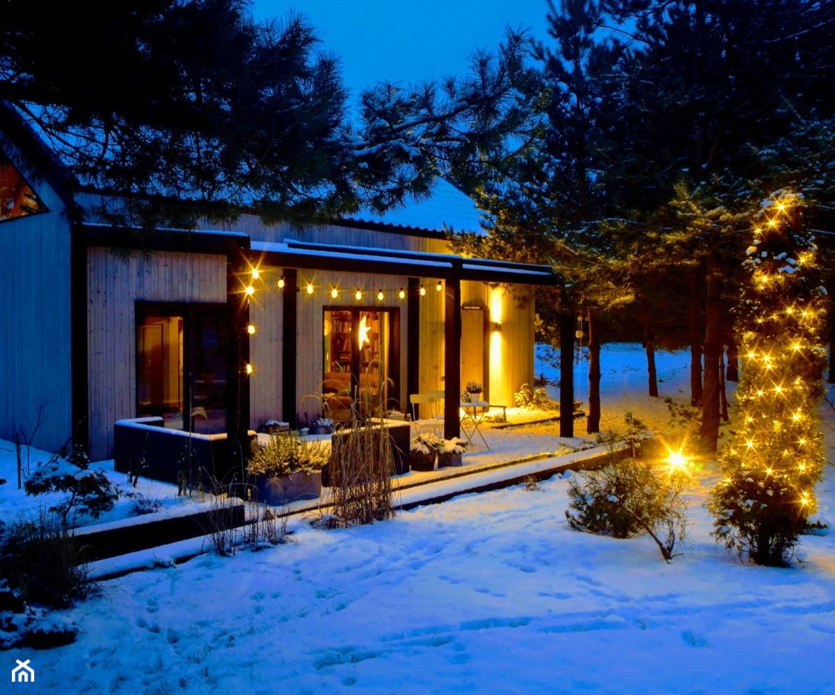 dom na skraju lasu - zdjęcie od Helena Michel Design - Homebook