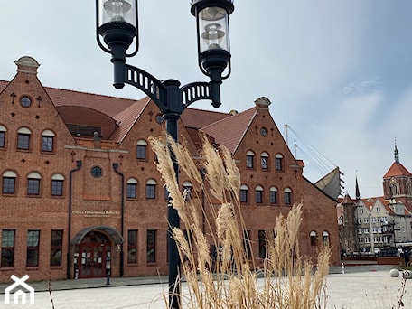 Aranżacje wnętrz - Wnętrza publiczne: Latarnia Uliczna - typ G - ART METAL. Przeglądaj, dodawaj i zapisuj najlepsze zdjęcia, pomysły i inspiracje designerskie. W bazie mamy już prawie milion fotografii!