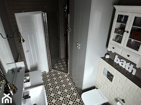 Aranżacje wnętrz - Łazienka: Mieszkanie Rumia 1 - Mała średnia łazienka, styl nowoczesny - Gago Home. Przeglądaj, dodawaj i zapisuj najlepsze zdjęcia, pomysły i inspiracje designerskie. W bazie mamy już prawie milion fotografii!
