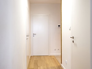 Mieszkanie dla 1 osoby // realizacja - Hol / przedpokój, styl nowoczesny - zdjęcie od Emilia Bogdanowicz ARCHITEKT