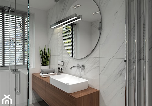 MARMUROWA ŁAZIENKA - Średnia z lustrem z punktowym oświetleniem łazienka z oknem, styl nowoczesny - zdjęcie od BDWstudio
