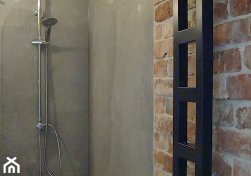 łazienka z cegłą2 - Łazienka, styl nowoczesny - zdjęcie od Kara design. Pracownia projektowa Karolina Pruszewicz