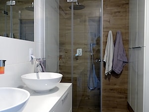 Dom jednorodzinny w zabudowie szeregowej - Stargard - Mała bez okna z dwoma umywalkami łazienka, styl nowoczesny - zdjęcie od OpenARCH